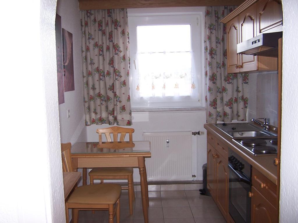 Apartment Ilmtal Jena باد بيركا الغرفة الصورة